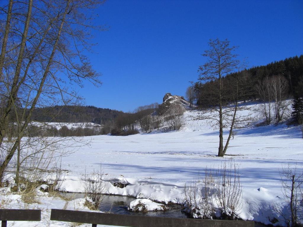 Gasthof Rhoenperle Hotel Kothen  ภายนอก รูปภาพ