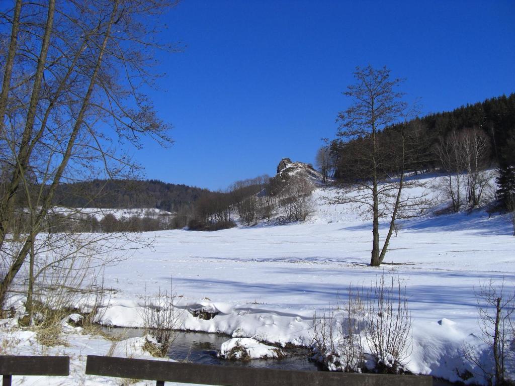Gasthof Rhoenperle Kothen  ภายนอก รูปภาพ